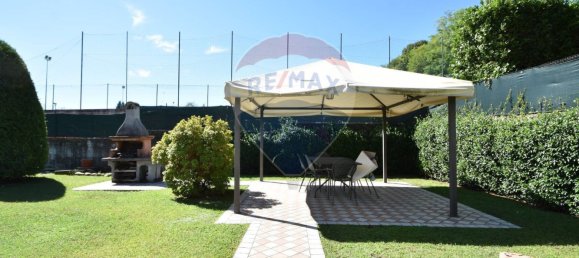 3 bedrooms Villa in Paruzzaro, Italy No. 327967 35