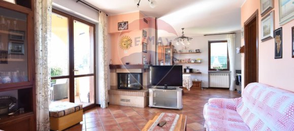 3 bedrooms Villa in Paruzzaro, Italy No. 327967 17