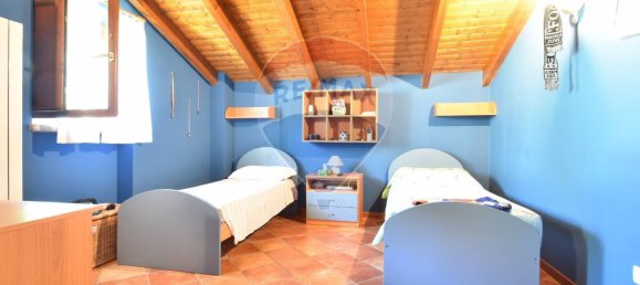 3 bedrooms Villa in Paruzzaro, Italy No. 327967 23