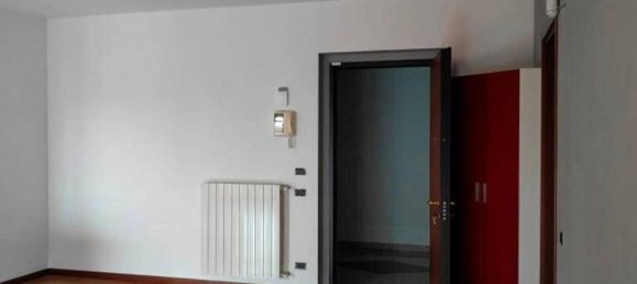 3-Zimmer Wohnung in Dalmine, Italy, Nr. 306751 11