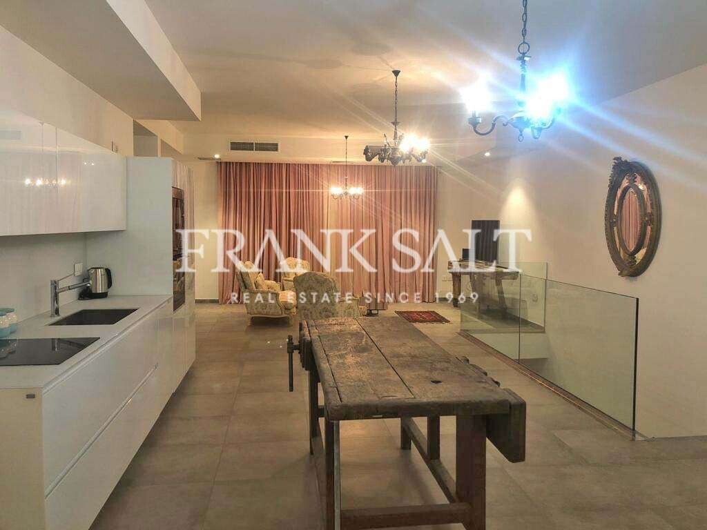 3 غرف نوم طابقين في San Gwann, Malta رقم 4449