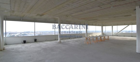 300m² Office in Imola, Italy No. 91339 21
