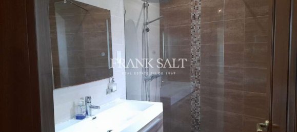 3 bedrooms Bungalow in Birzebbuga, Malta No. 6315 9