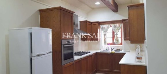 3 bedrooms Bungalow in Birzebbuga, Malta No. 6315 6