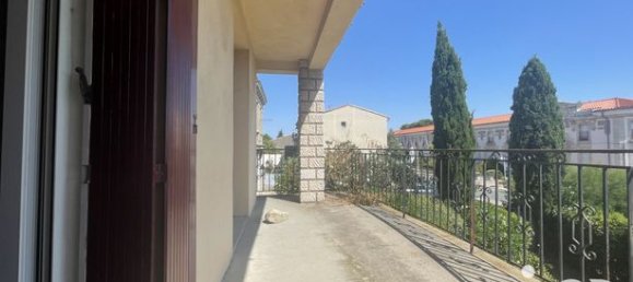 5 bedrooms House in Occitanie, France No. 315438 16