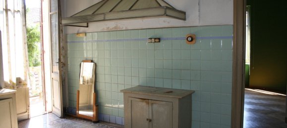 10-salle Villa à Canelli, Italy No. 166540 17