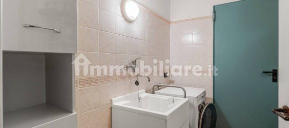 3 Schlafzimmer Villa in Lonato del Garda, Italy, Nr. 360393 27