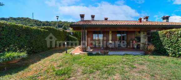 3 Schlafzimmer Villa in Lonato del Garda, Italy, Nr. 360393 2