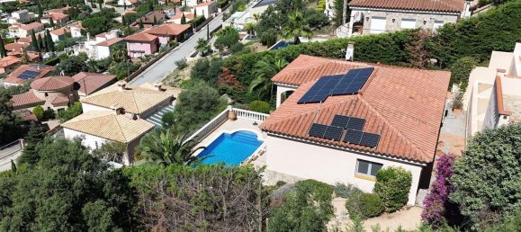 Casa de 3 dormitorios en Palau-saverdera, Spain No. 184527 4