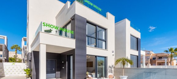 Villa T3 em Punta Prima, Spain N.º 9075 2