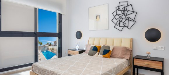 Villa T3 em Punta Prima, Spain N.º 9075 21