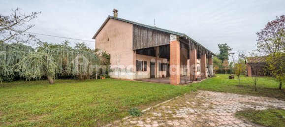 4 غرف نوم منزل في Cornovecchio, Italy رقم 188737 47