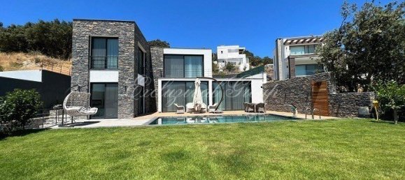 5 bedrooms Villa in Bodrum, Turkey No. 28781 2