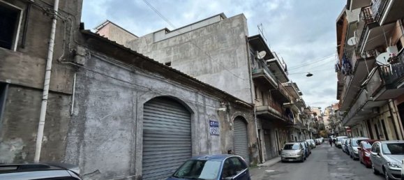 Коммерческая недвижимость 205м² в Патерно, Италия № 258971 24