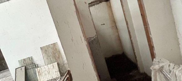 Коммерческая недвижимость 205м² в Патерно, Италия № 258971 19