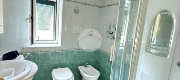 Apartamento de 2 dormitorios en Genoa, Italy No. 305627 12
