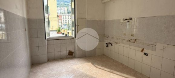 Apartamento de 2 dormitorios en Genoa, Italy No. 305627 10