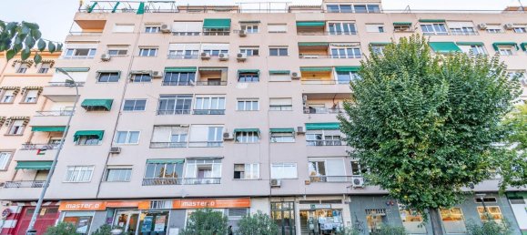 Apartamento de 3 dormitorios en Granada, Spain No. 143759 5