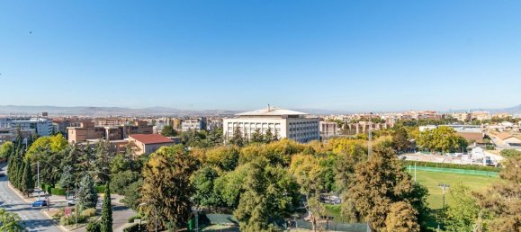 Apartamento de 3 dormitorios en Granada, Spain No. 143759 37