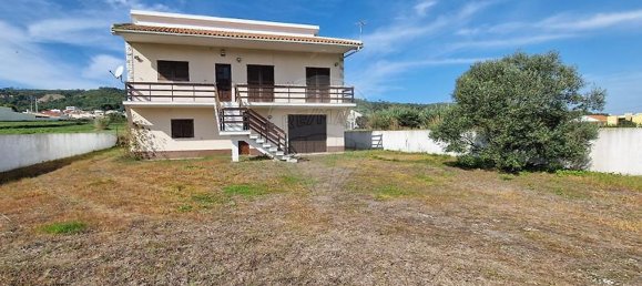 4 bedrooms House in Nazare, Portugal No. 27024 32