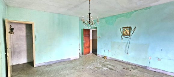10 rooms House in Pistoia, Italy No. 41379 9