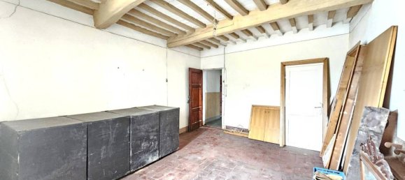 10 rooms House in Pistoia, Italy No. 41379 22