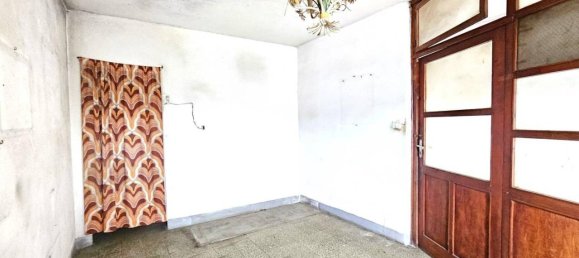 10 rooms House in Pistoia, Italy No. 41379 7