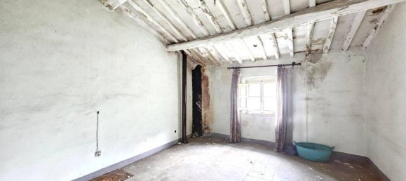 10 rooms House in Pistoia, Italy No. 41379 15