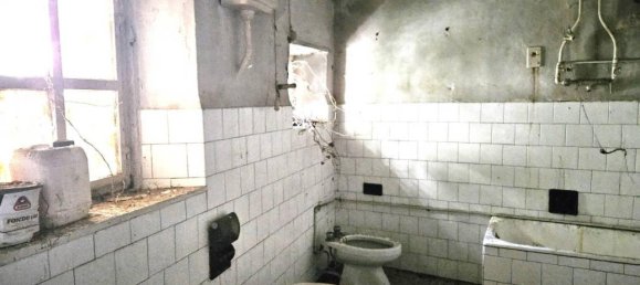 10 rooms House in Pistoia, Italy No. 41379 23