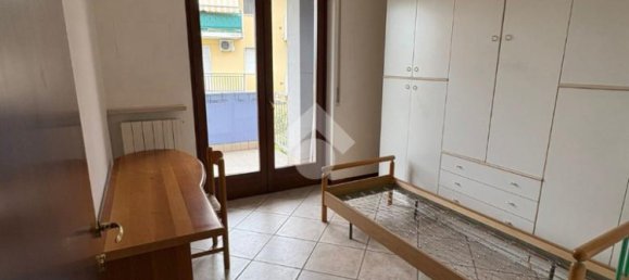 2 bedrooms Apartment in Verona, Italy No. 322200 4