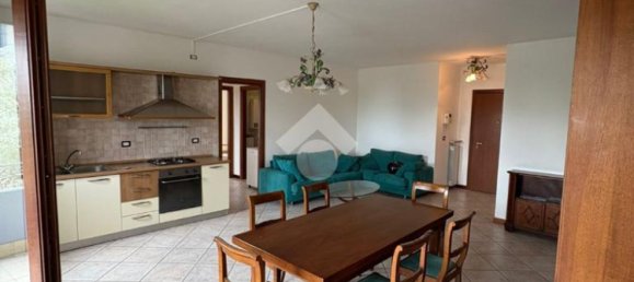 2 bedrooms Apartment in Verona, Italy No. 322200 2