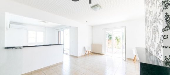 4 bedrooms Villa in Pyrenees-Orientales, France No. 279137 6