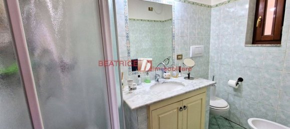 Дом с 5 комнатами в Лукка, Италия № 12292 15