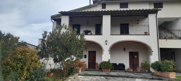 4 غرف نوم قلاع في Castel del Piano, Italy رقم 45622 2