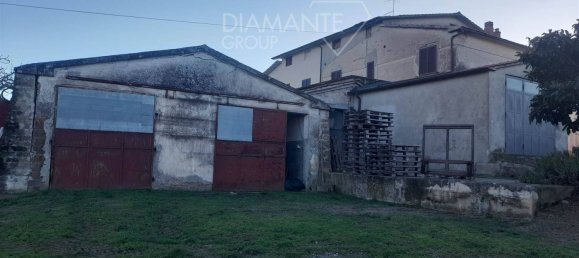 4 غرف نوم قلاع في Castel del Piano, Italy رقم 45622 36