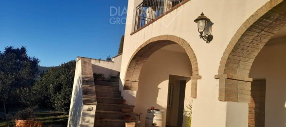 4 غرف نوم قلاع في Castel del Piano, Italy رقم 45622 40