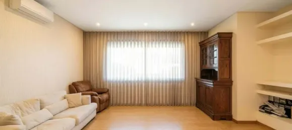 5 bedrooms House in Castelo da Maia, Portugal No. 136314 4