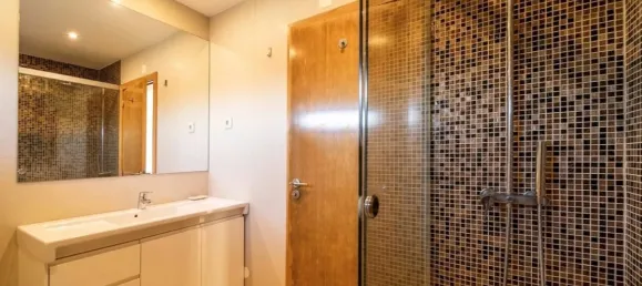 5 bedrooms House in Castelo da Maia, Portugal No. 136314 16