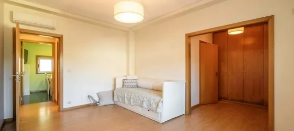 5 bedrooms House in Castelo da Maia, Portugal No. 136314 7