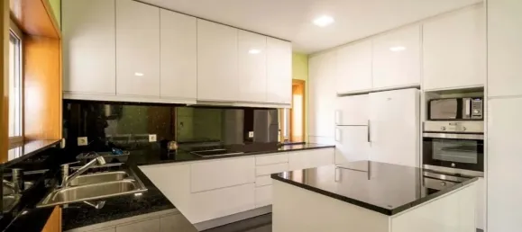 5 bedrooms House in Castelo da Maia, Portugal No. 136314 5