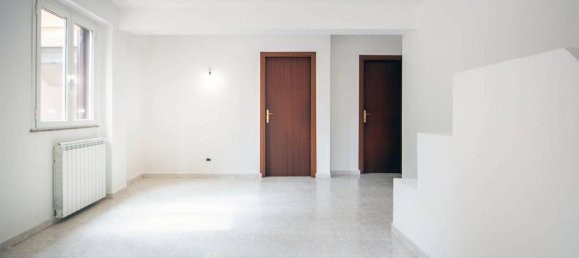 3غرفة منزل ذو طابقين في Zagarolo, Italy رقم 27105 13