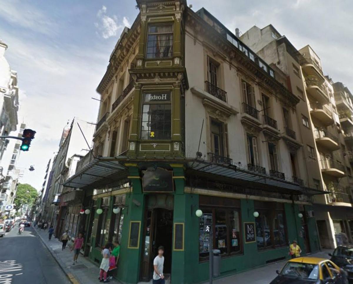 900m² Office in Buenos Aires, Argentina No. 108196