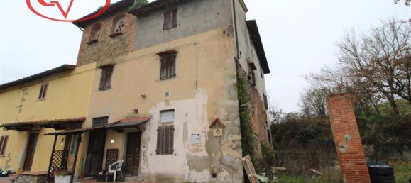 10 rooms House in Terranuova Bracciolini, Italy No. 233819 4