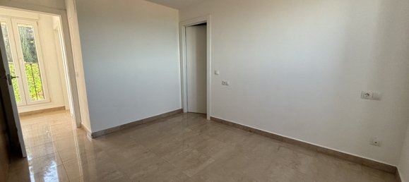 3 Schlafzimmer Penthouse in La Duquesa, Spain, Nr. 35288 37