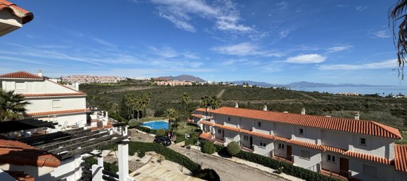 3 Schlafzimmer Penthouse in La Duquesa, Spain, Nr. 35288 17