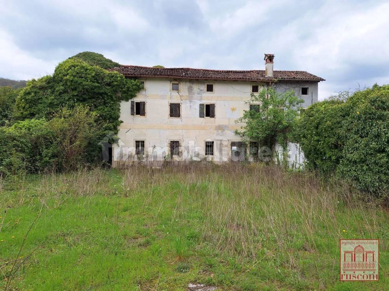 8 bedrooms Villa in Pordenone, Italy No. 118572