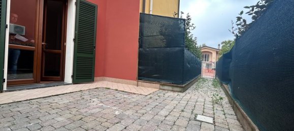 3 rooms Apartment in Castelfranco di Sotto, Italy No. 126248 8