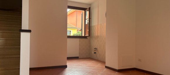 3 rooms Apartment in Castelfranco di Sotto, Italy No. 126248 17