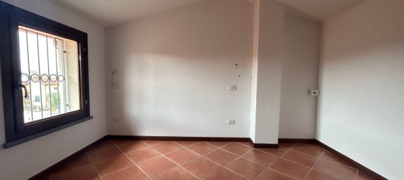 3 rooms Apartment in Castelfranco di Sotto, Italy No. 126248 11