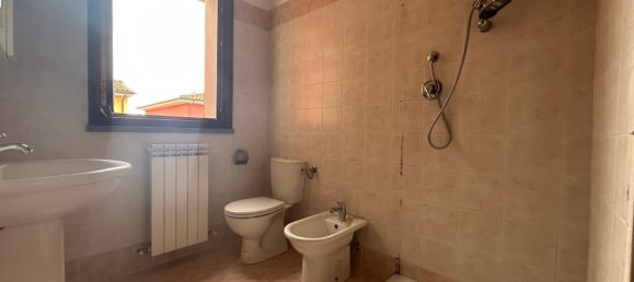 3 rooms Apartment in Castelfranco di Sotto, Italy No. 126248 13